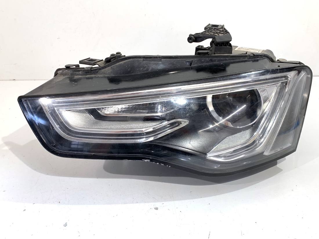 Фара передня ліва Audi A5 8T 8T0941005C