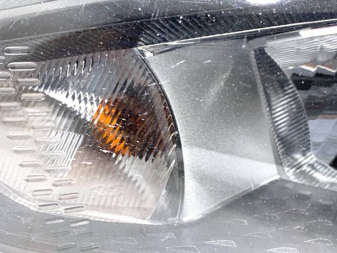 Фара передня ліва Ford Focus F1EB-13W030-PD — фото деталі 3