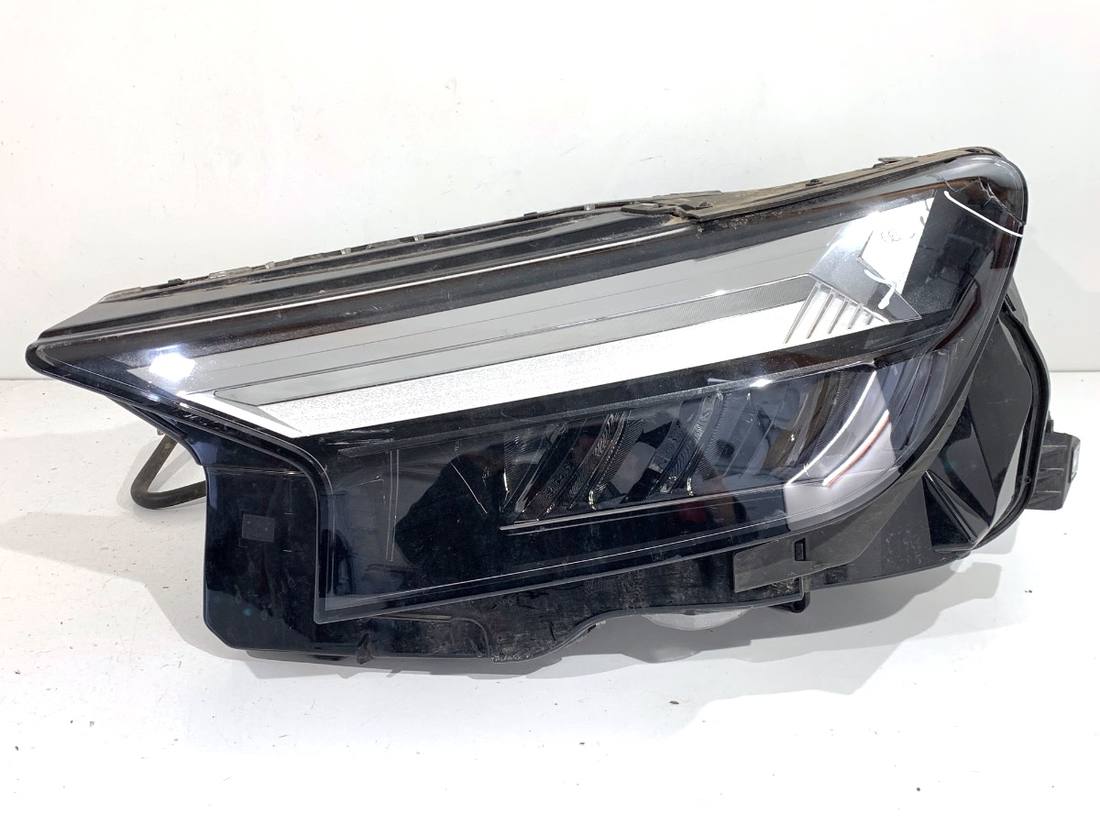 Фара передня ліва Audi Q4 89A941033