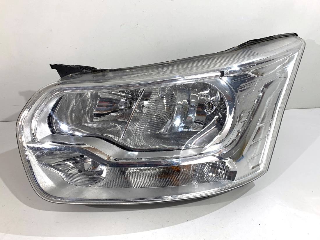 Фара передня ліва Ford Transit BK31-13D153-BG
