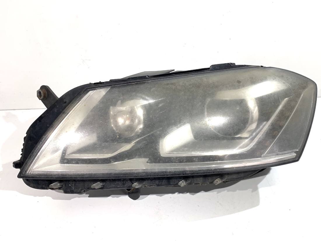 Фара передня ліва Volkswagen Passat B7 3AB941751