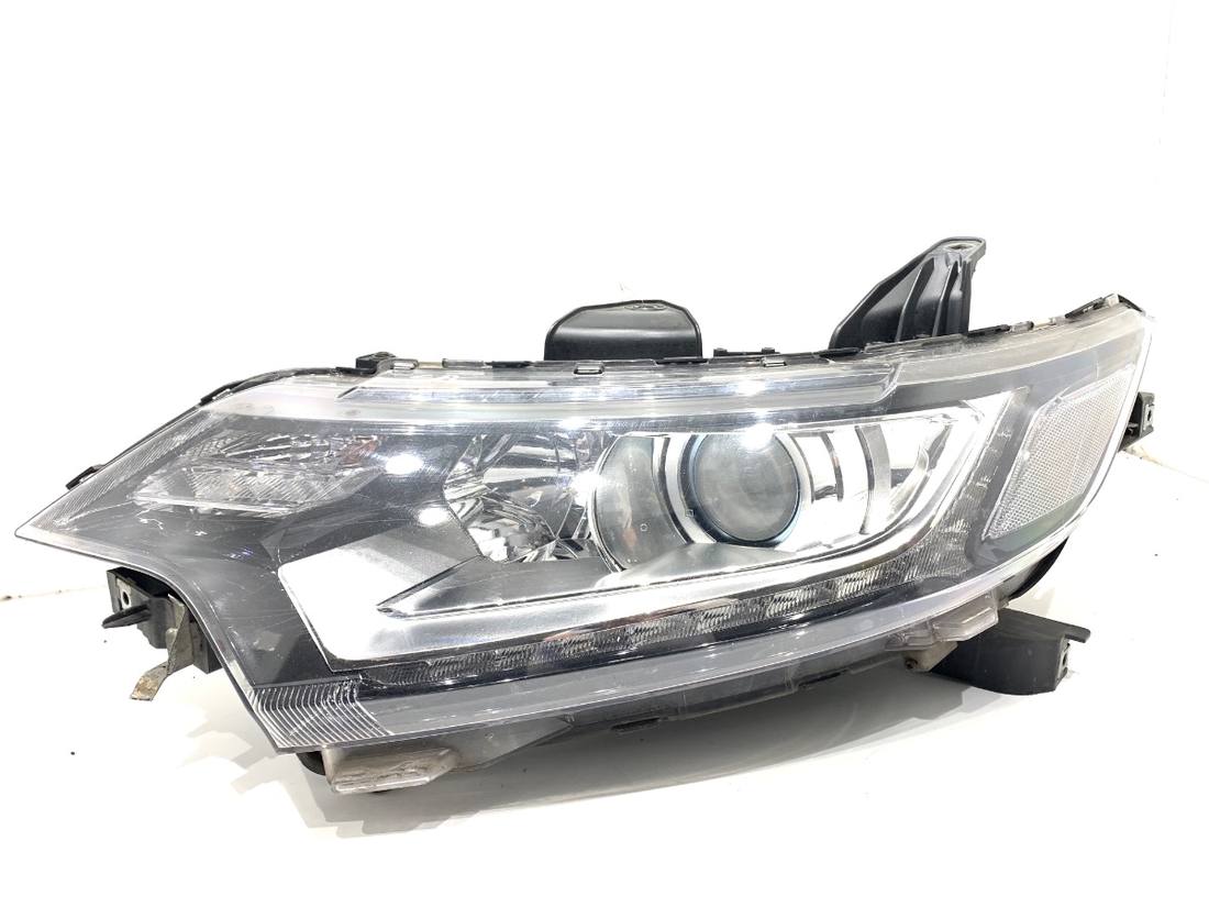 Фара передняя левая Mitsubishi Outlander 8301C8-53