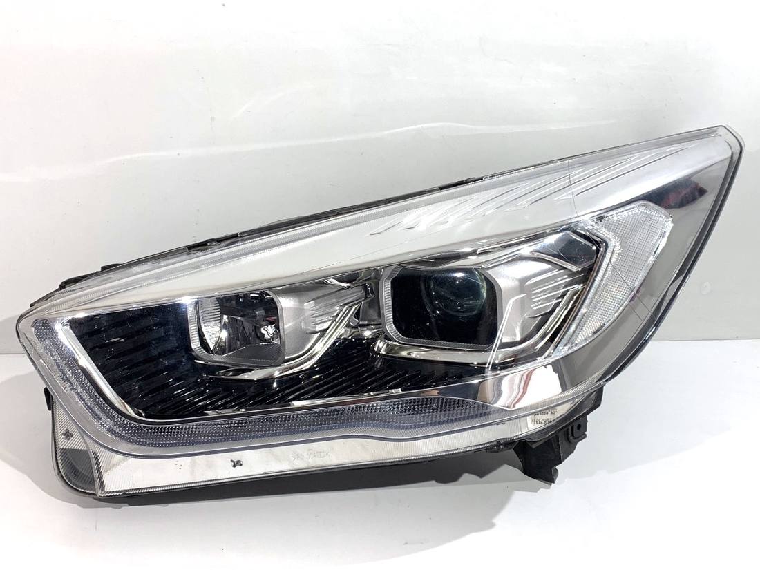 Фара передня ліва Ford Kuga GV4113D155AJ