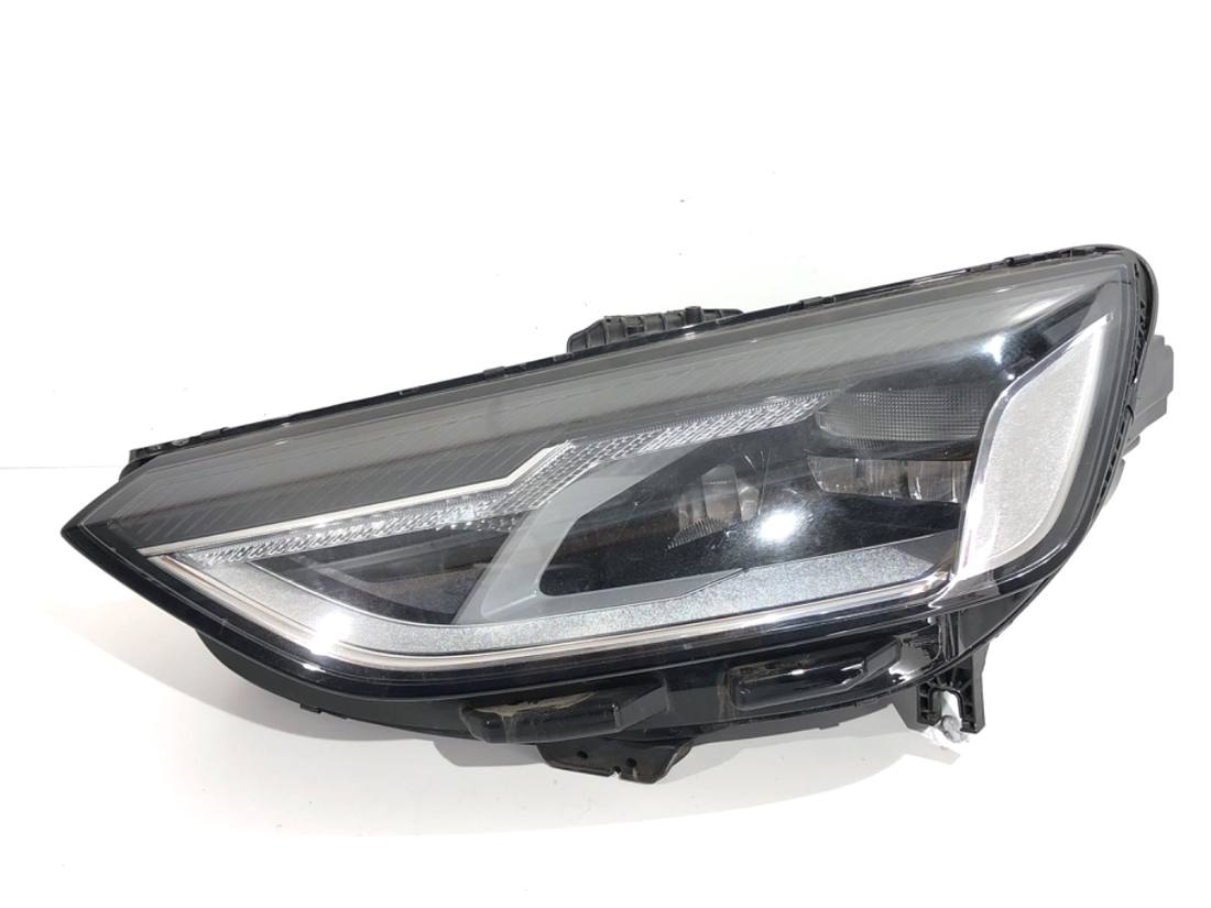 Фара передня ліва Audi A4 B9 8W0941011