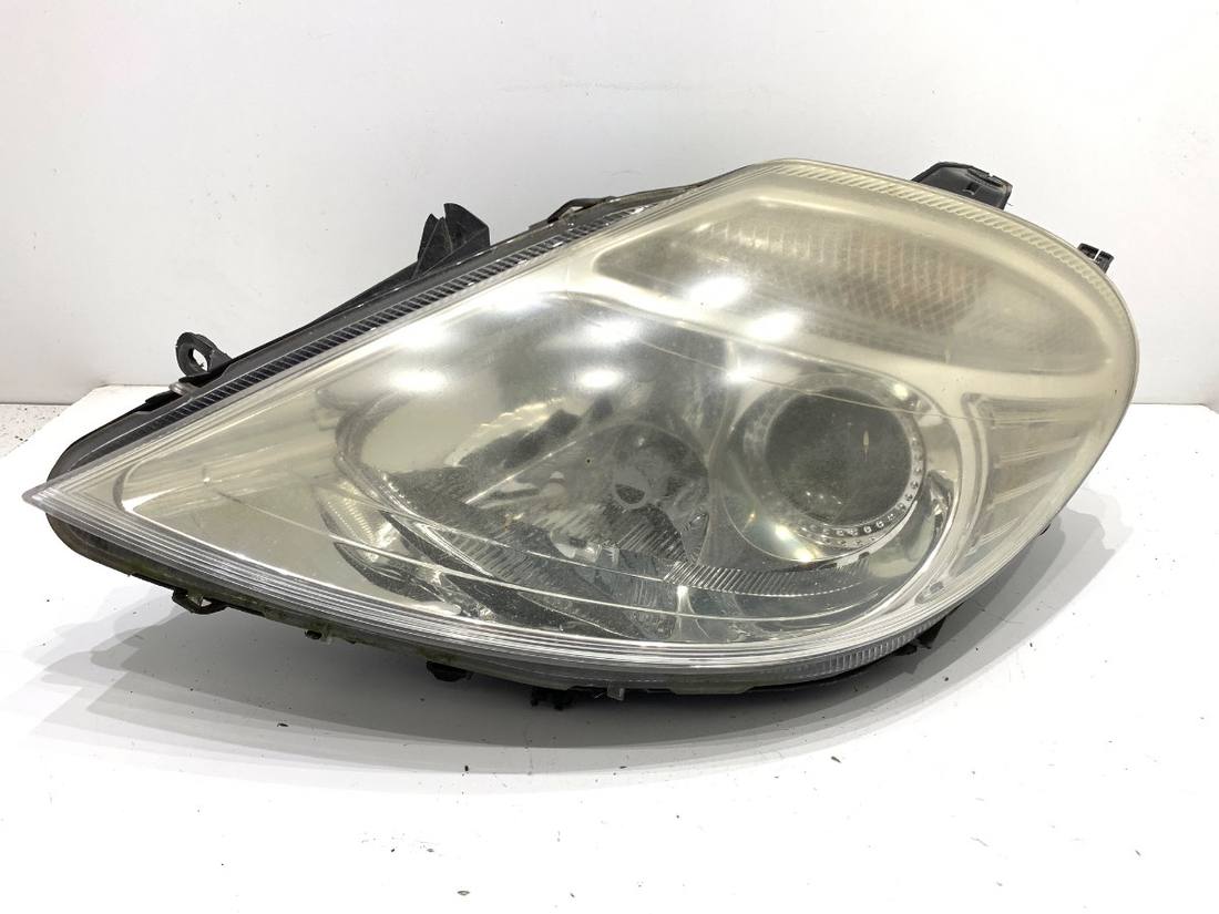 Фара передня ліва Citroen C8 89007043
