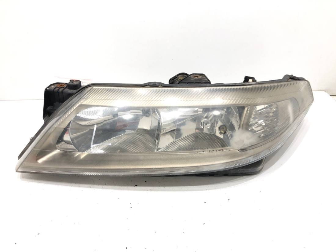 Фара передня ліва Renault Laguna 8200163323