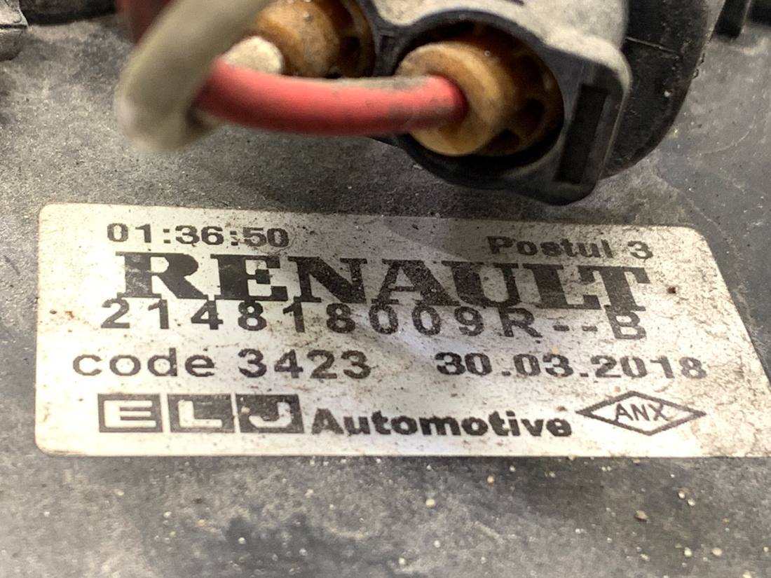 Вентилятор радіатора дифузор Renault Clio 9675627980 — фото деталі 7