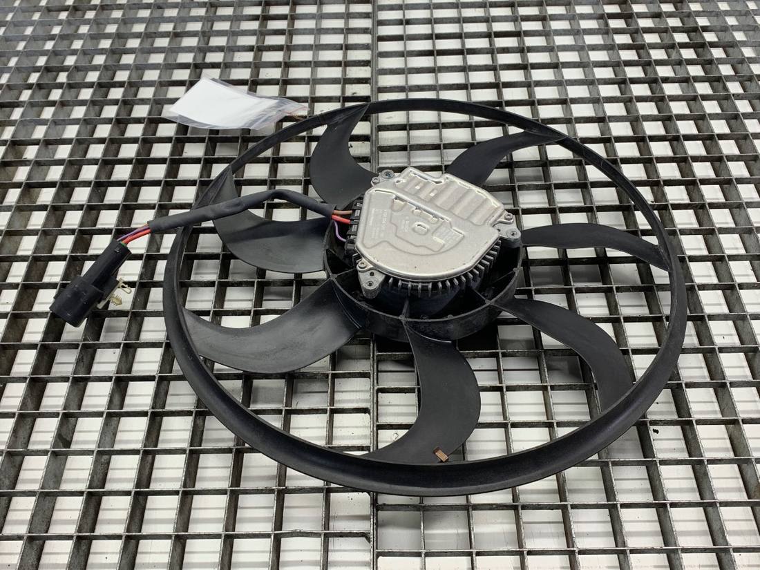 Вентилятор радіатора дифузор Opel Astra K 3137234131 — фото деталі 2