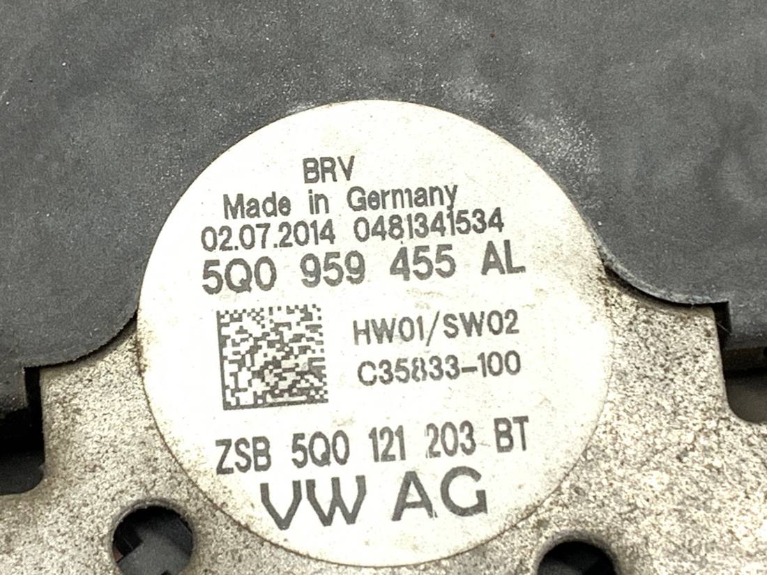 Вентилятор радіатора дифузор Volkswagen Golf 7 5Q0959455AL — фото деталі 6