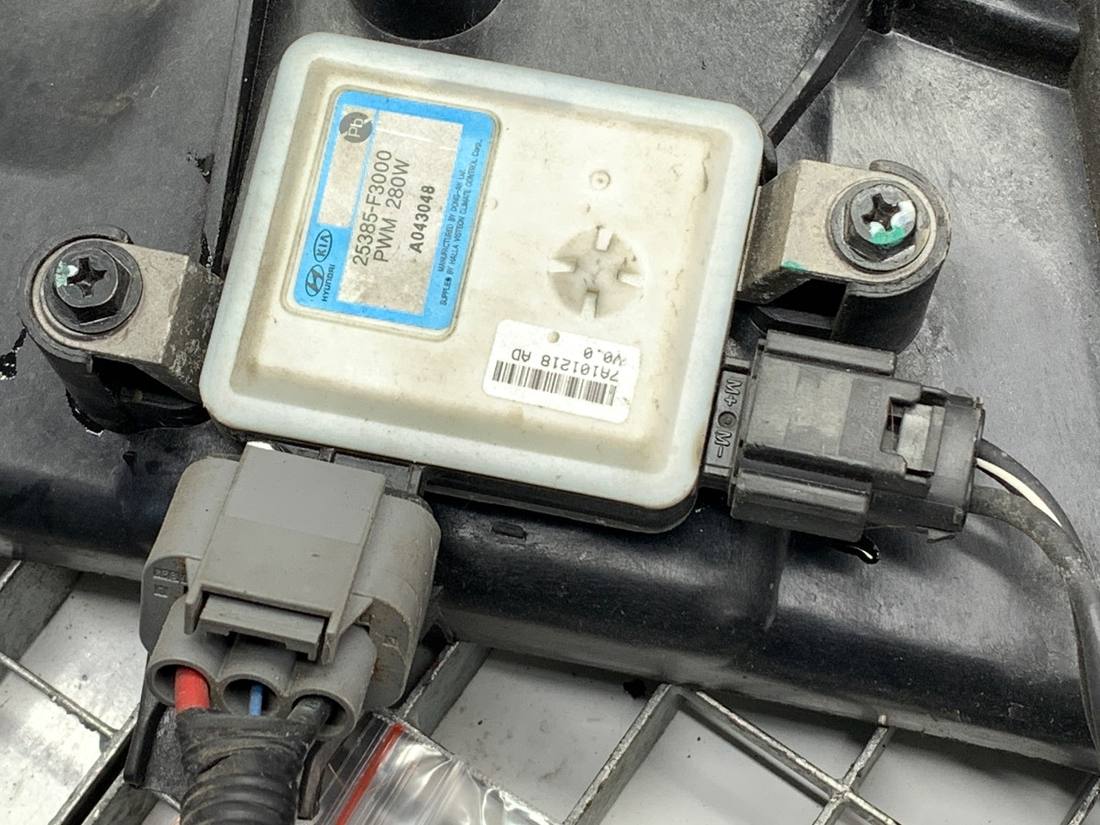 Вентилятор радиатора диффузор Hyundai I30 25385-F3000 — фото детали 5