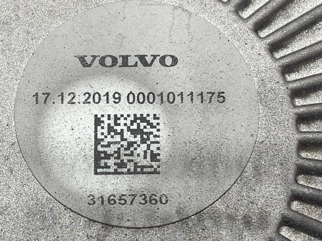 Вентилятор радіатора дифузор Volvo S60 31657360 — фото деталі 6