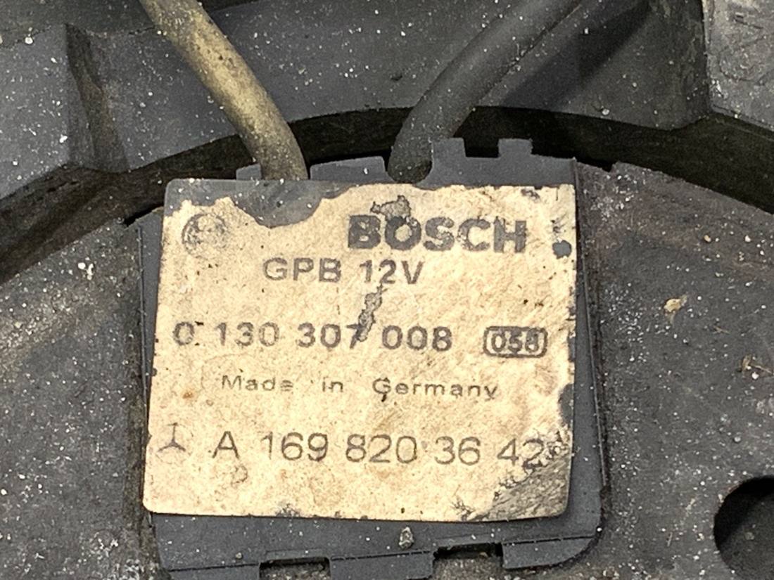 Вентилятор радіатора дифузор Mercedes B W245 A1698203642 — фото деталі 8