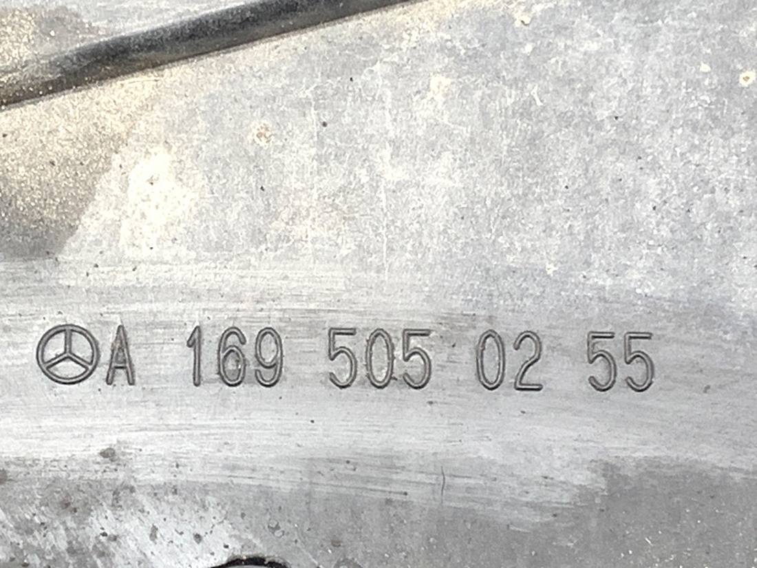 Вентилятор радіатора дифузор Mercedes B W245 A1698203642 — фото деталі 10
