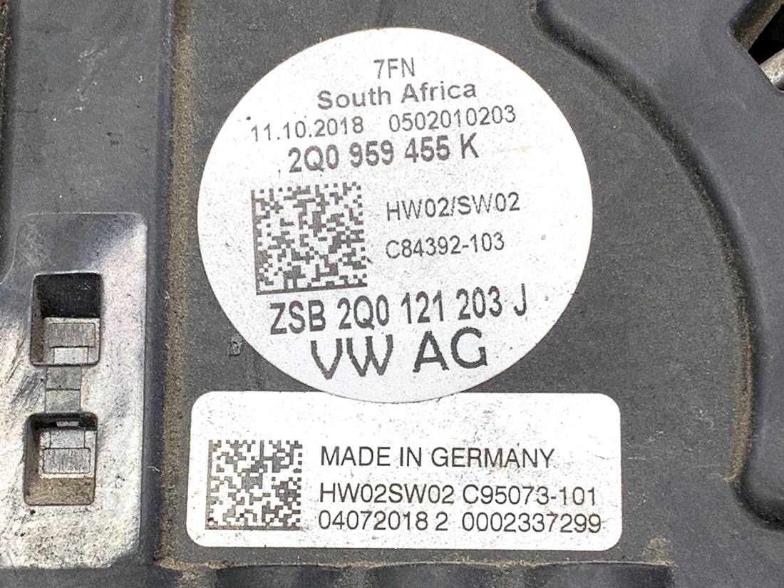 Вентилятор радіатора дифузор Volkswagen Polo 2Q0959455K — фото деталі 5