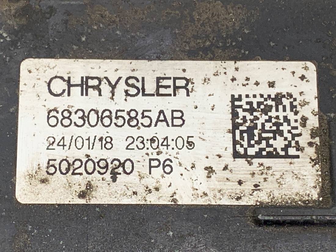 Вентилятор радиатора диффузор Chrysler Pacifica 68306585AB — фото детали 6