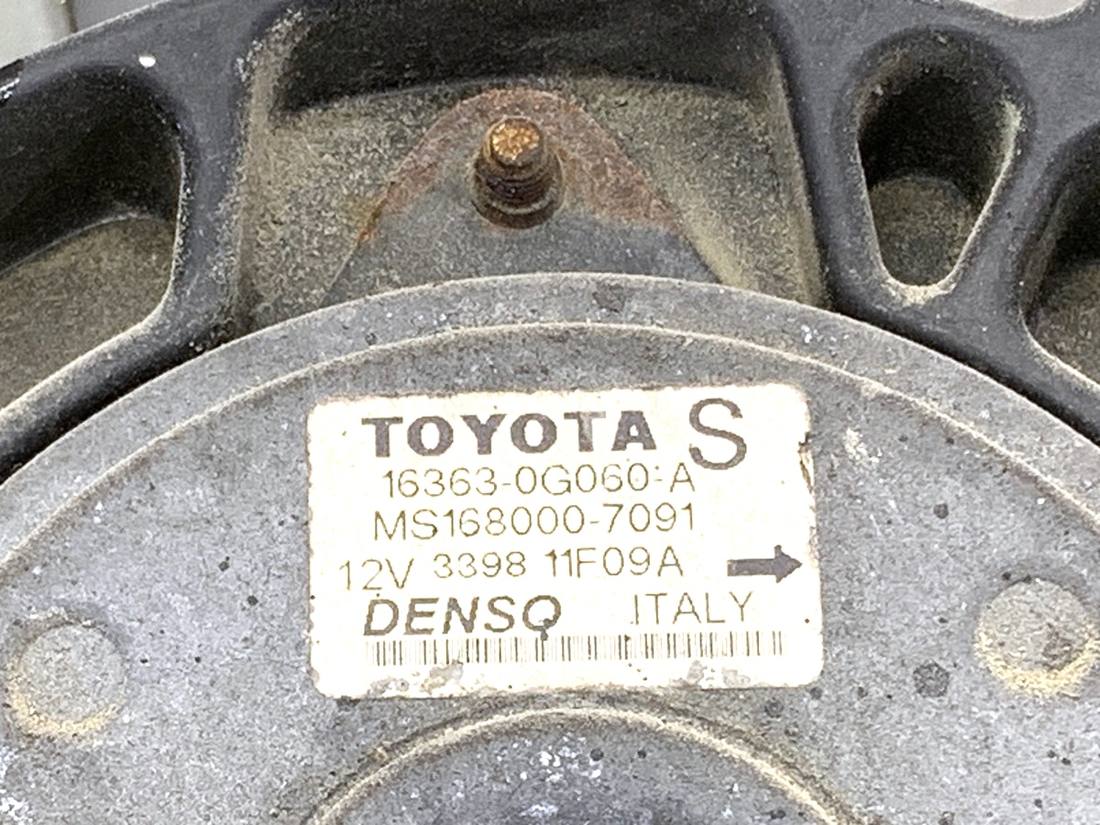 Вентилятор радіатора дифузор Toyota Avensis T25 16363-0G050 — фото деталі 7