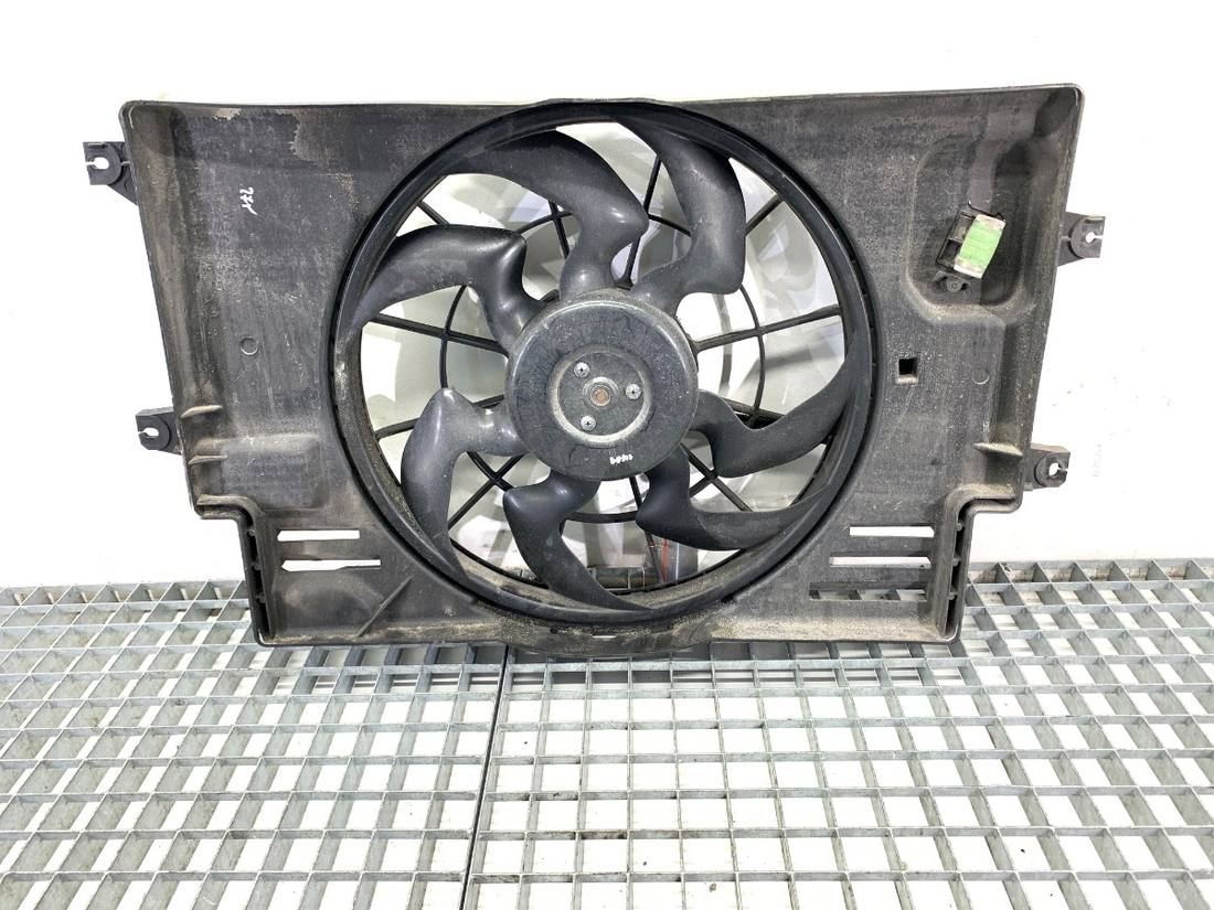 Вентилятор радиатора диффузор Kia Ceed 25304-J7300
