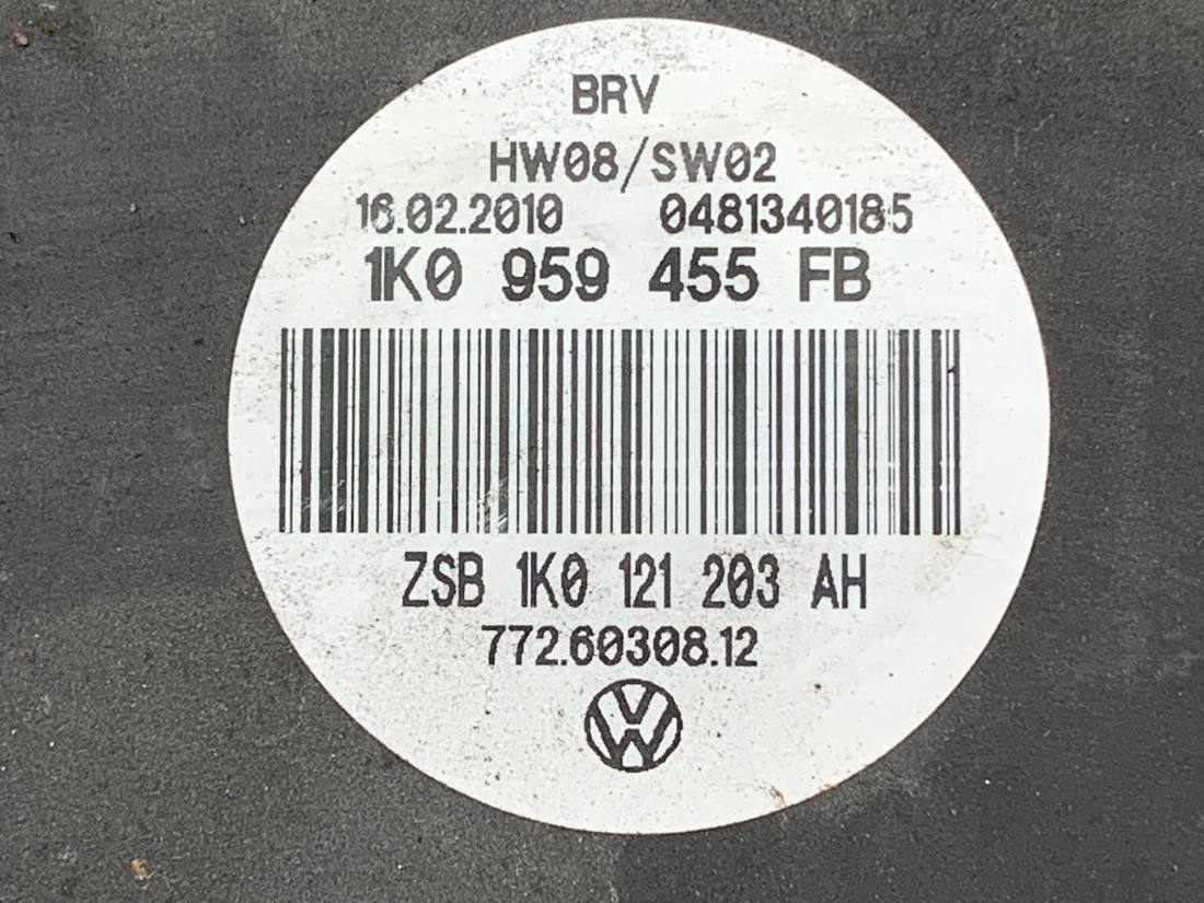 Вентилятор радіатора дифузор Volkswagen Golf 6 1K0959455FB — фото деталі 4
