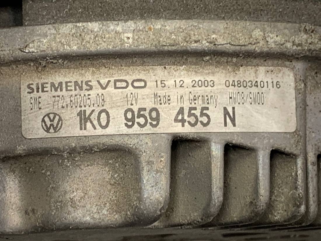 Вентилятор радіатора дифузор Volkswagen Golf 5 1K0959455N — фото деталі 4