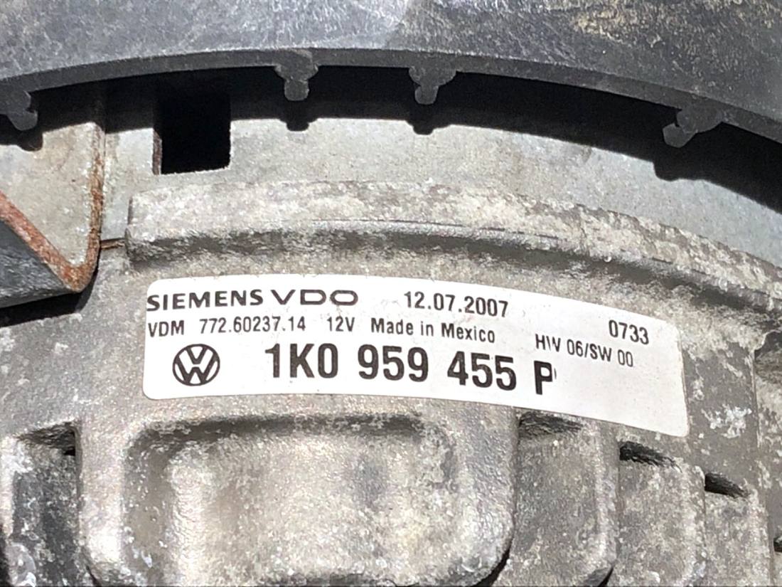 Вентилятор радіатора дифузор Volkswagen Golf 5 1K0959455P — фото деталі 4