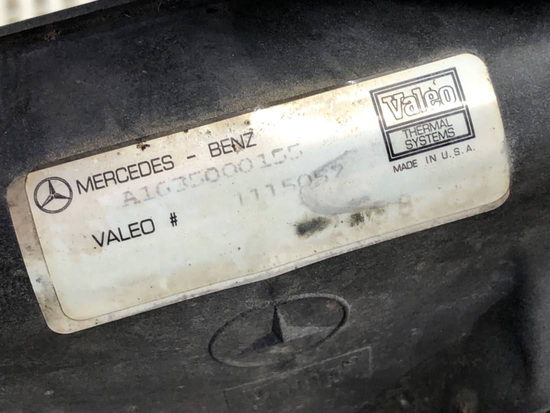 Вентилятор радіатора дифузор Mercedes M W163 1115057 — фото деталі 4