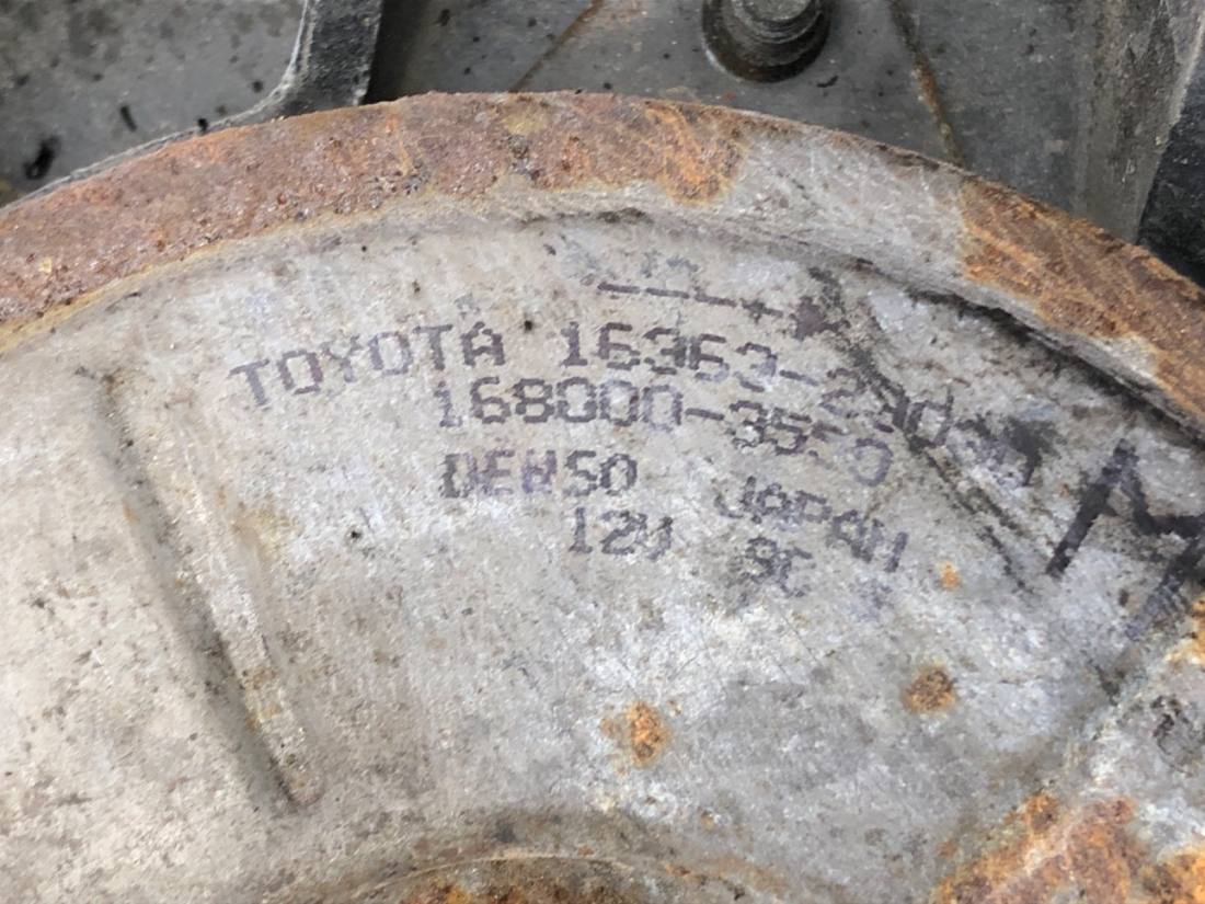 Вентилятор радіатора дифузор Toyota Avensis Verso 15363-23030 — фото деталі 4