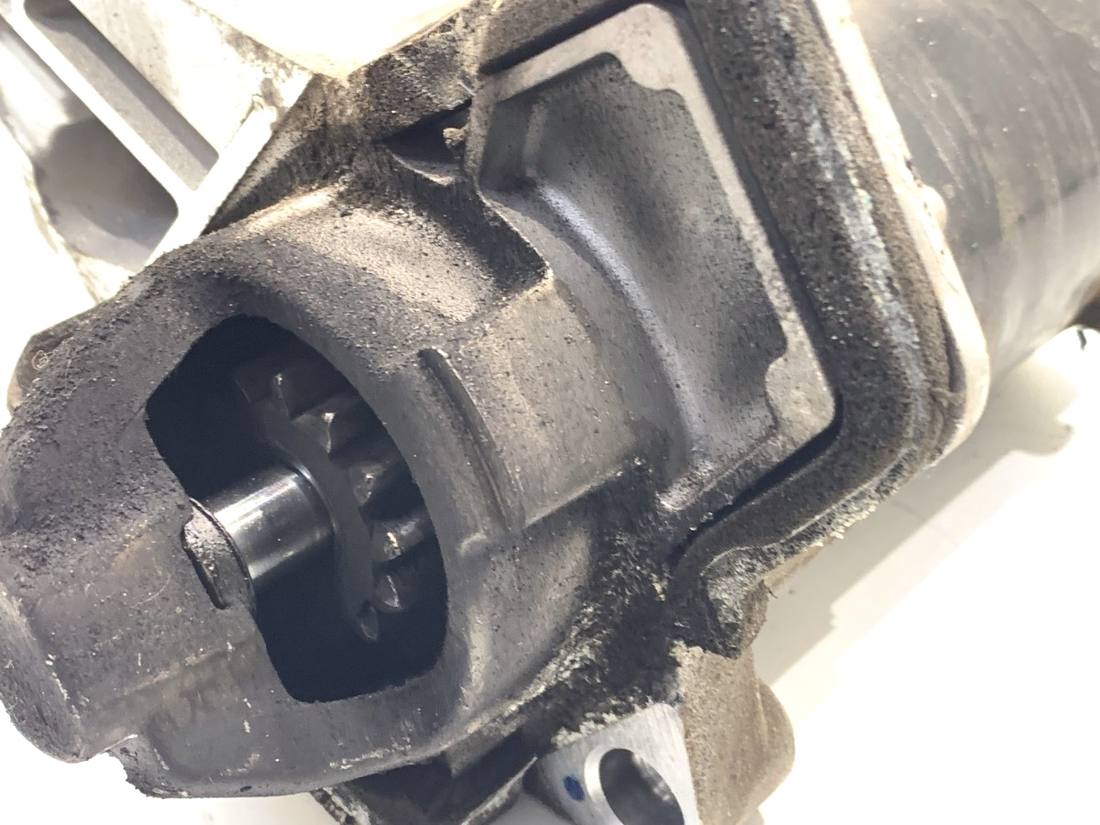 Стартер Nissan Juke 233004979R — фото детали 3