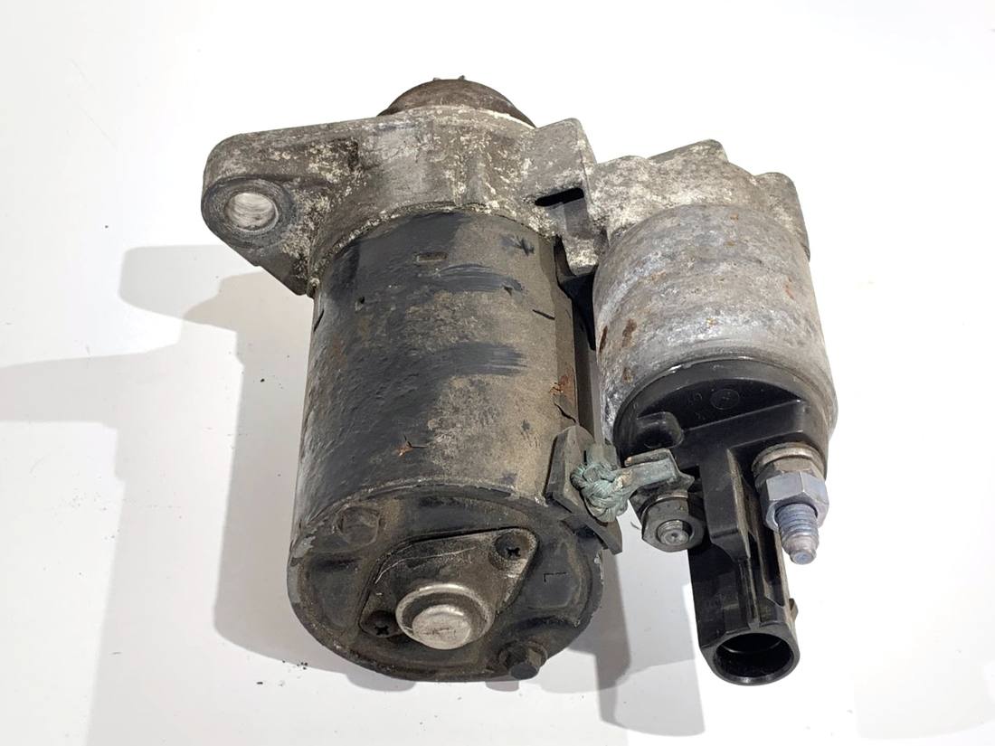 Стартер Volkswagen Golf 5 02T911023R — фото деталі 3