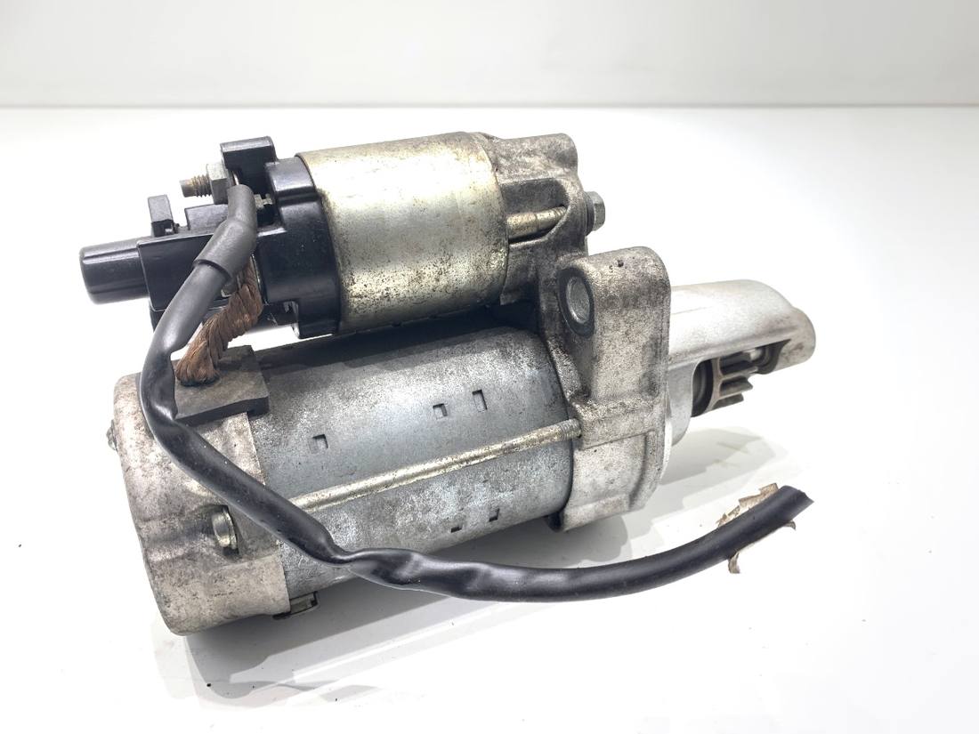 Стартер Mercedes A W176 A6459060800 — фото деталі 2