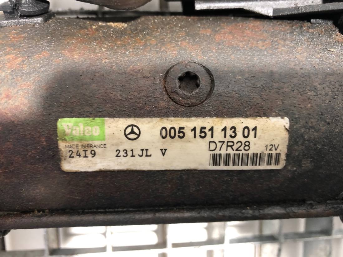 Стартер Mercedes Vito 0051511301 — фото деталі 4
