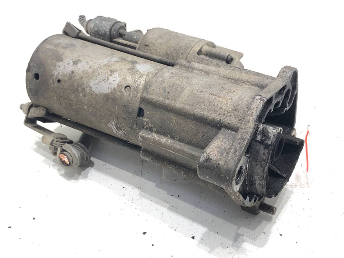 Стартер Audi A6 C6 06D911023A
