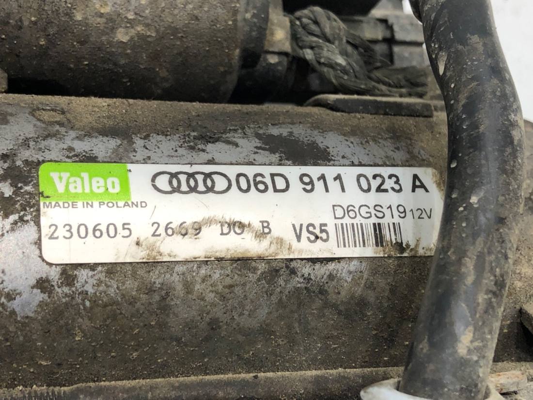 Стартер Audi A6 C6 06D911023A — фото деталі 5