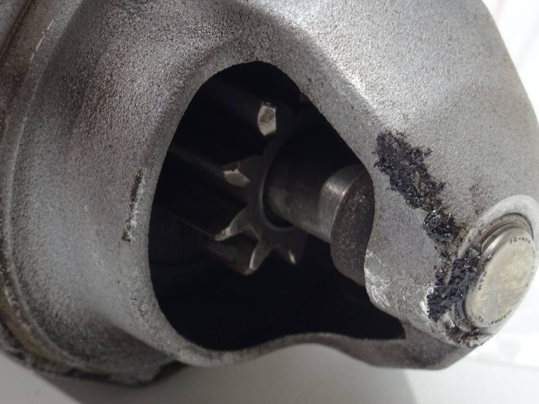 Стартер Toyota Land Cruiser 28100-38040 — фото детали 3