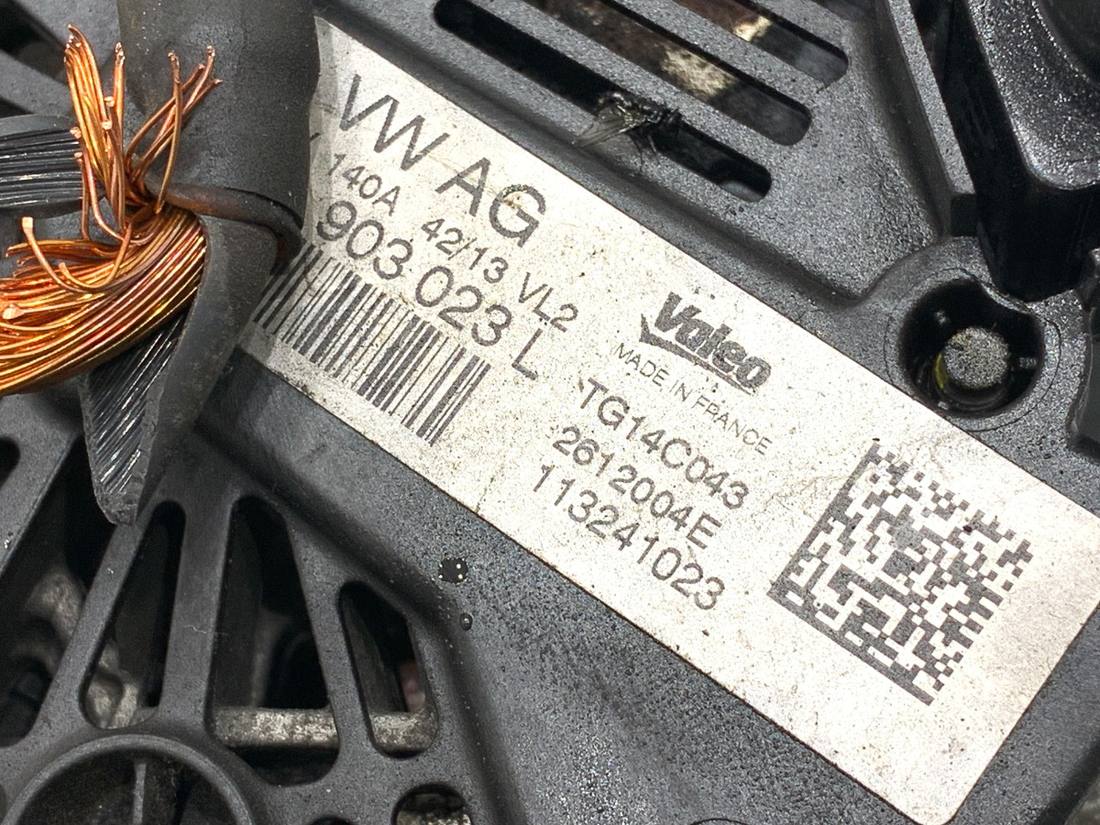 Генератор Volkswagen Golf 7 TG14C043 — фото деталі 4