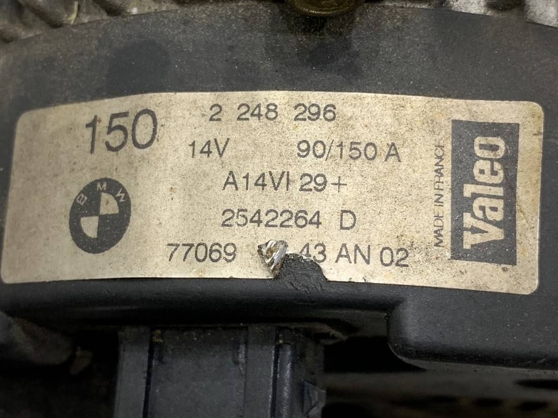 Генератор BMW 5 E39 2248296 — фото деталі 4