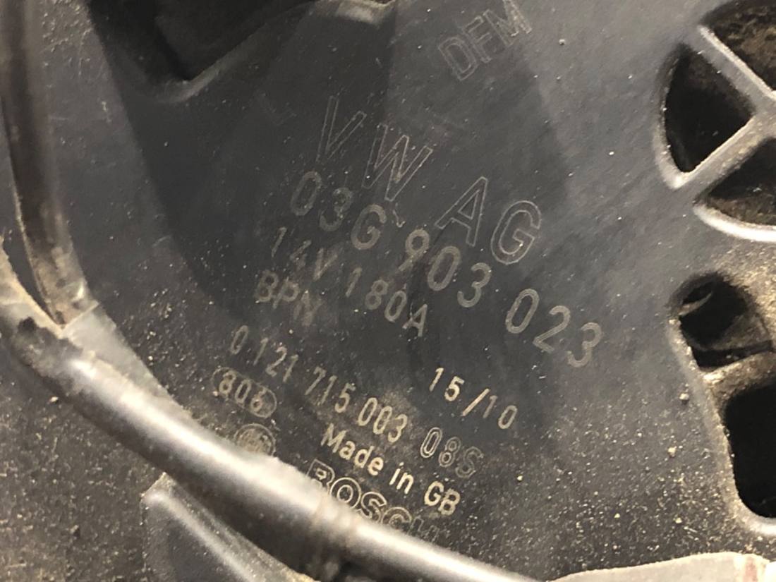 Генератор Volkswagen Passat B6 03G903023 — фото деталі 4