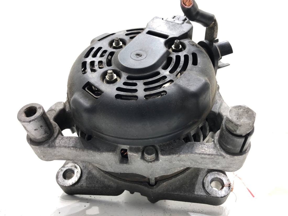 Генератор Ford Kuga 104210-2710 — фото деталі 3