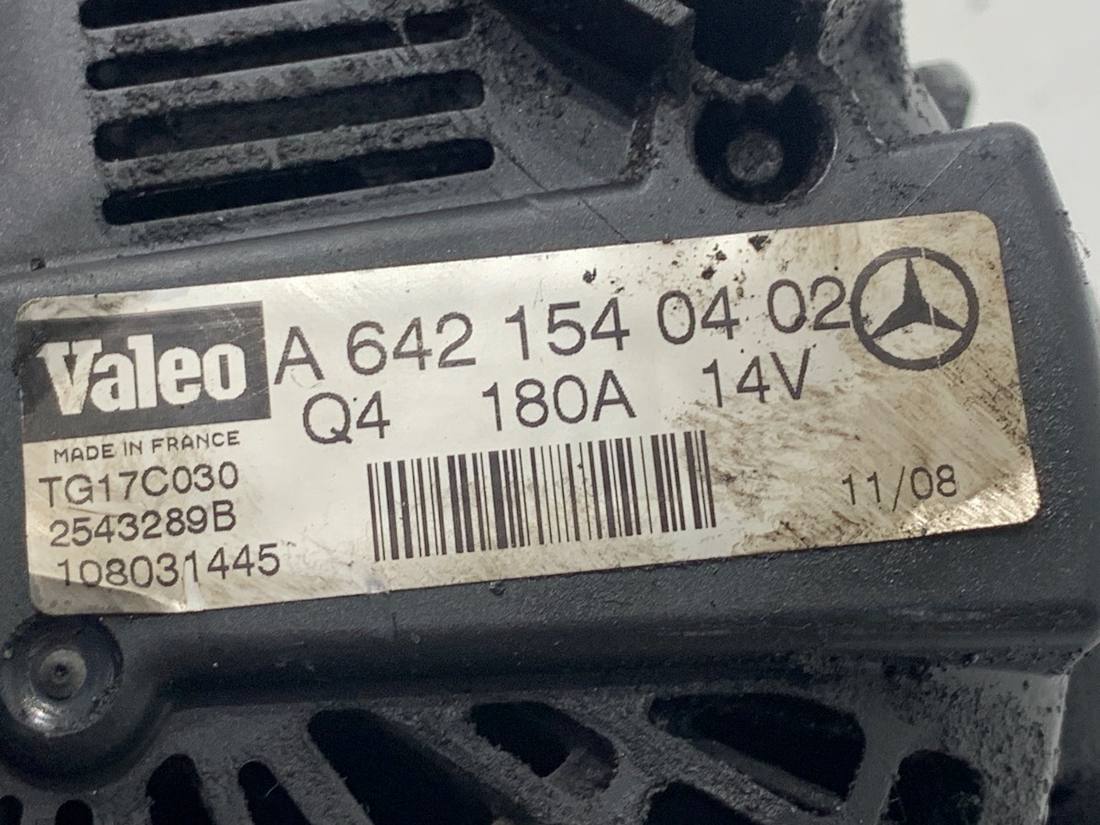 Генератор Mercedes R W251 A6421540402 — фото деталі 3