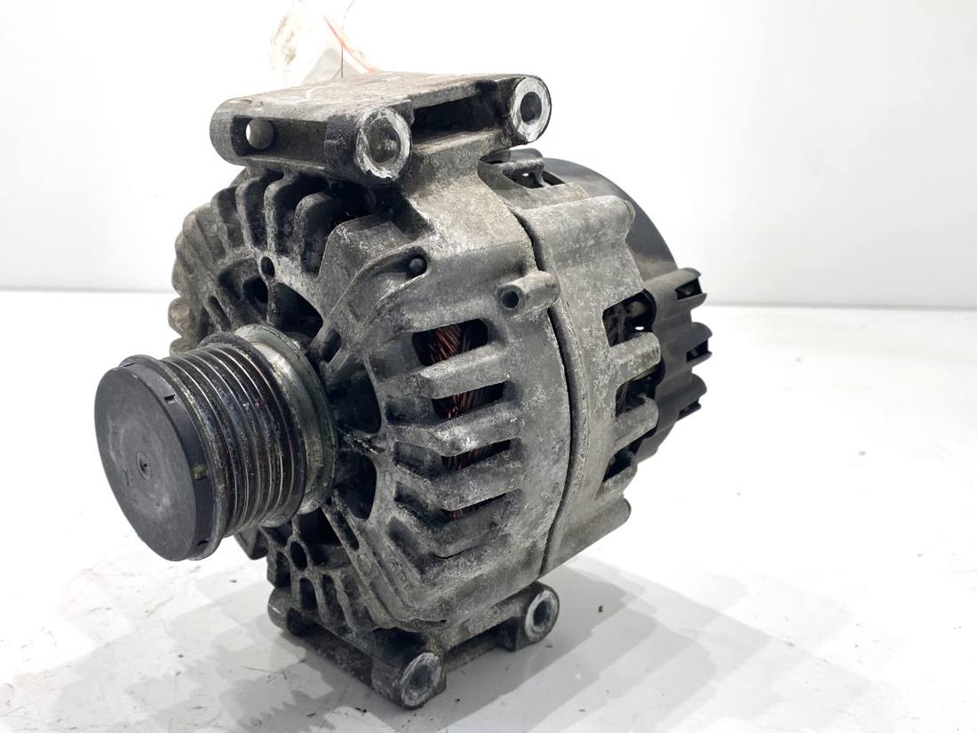 Генератор Mercedes C W205 A0009068706