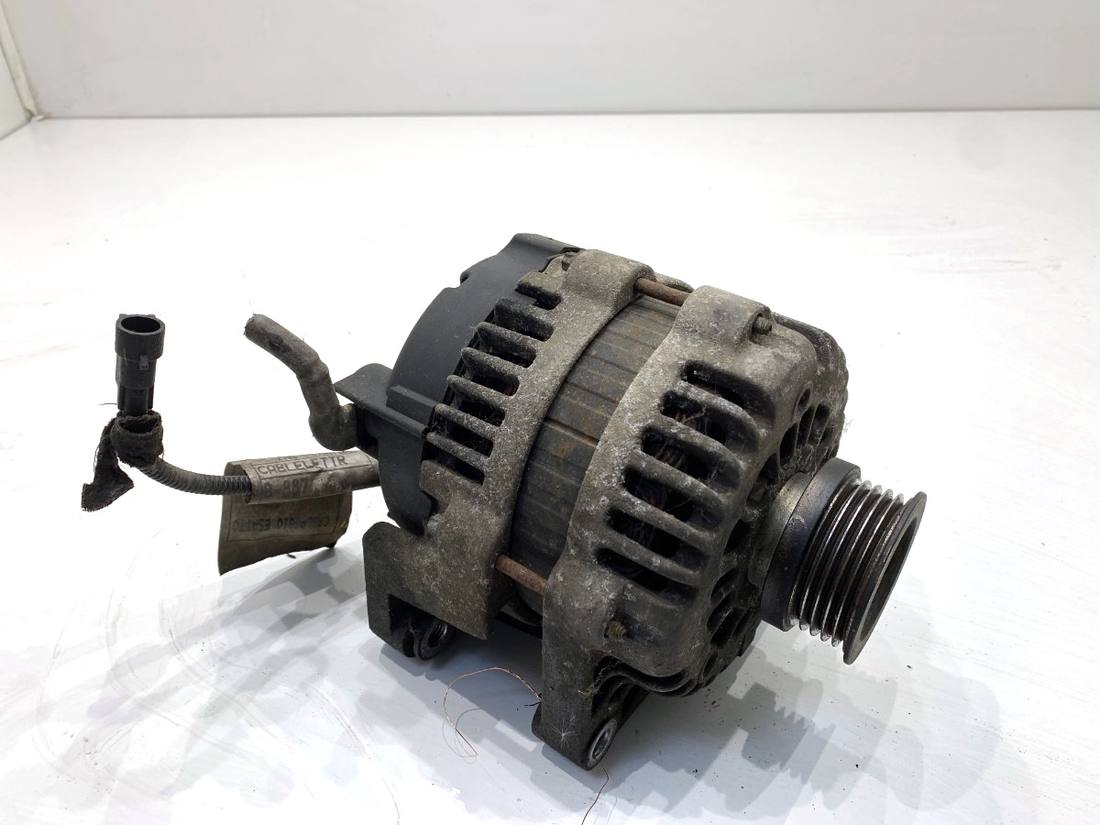 Генератор Alfa romeo 159 51754153