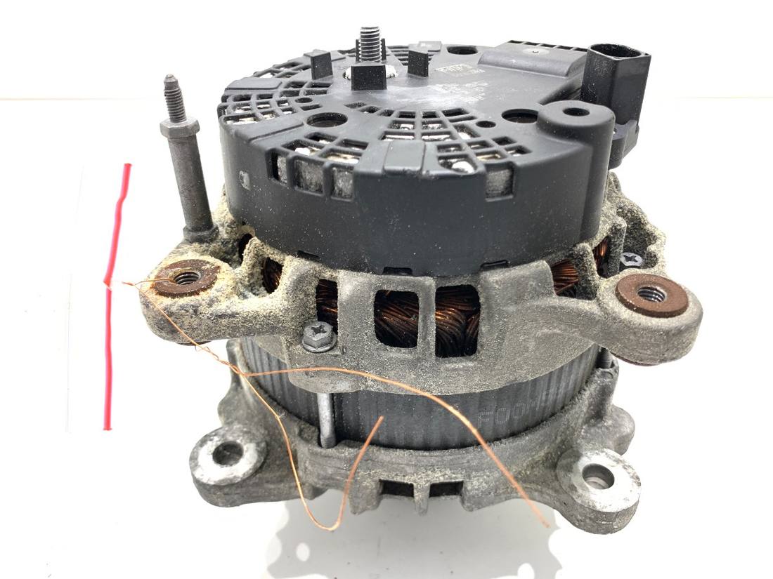 Генератор Ford Transit Connect 05L903026D — фото деталі 3