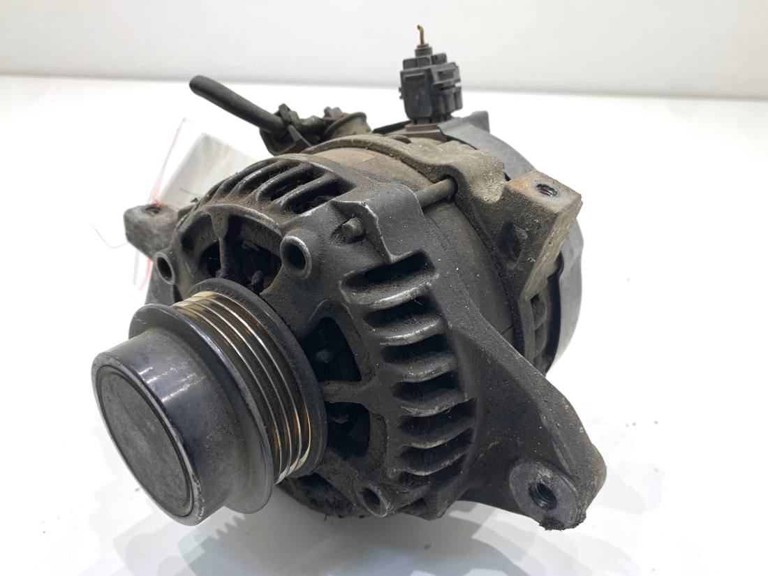 Генератор Toyota Yaris 4 27060-0Y130