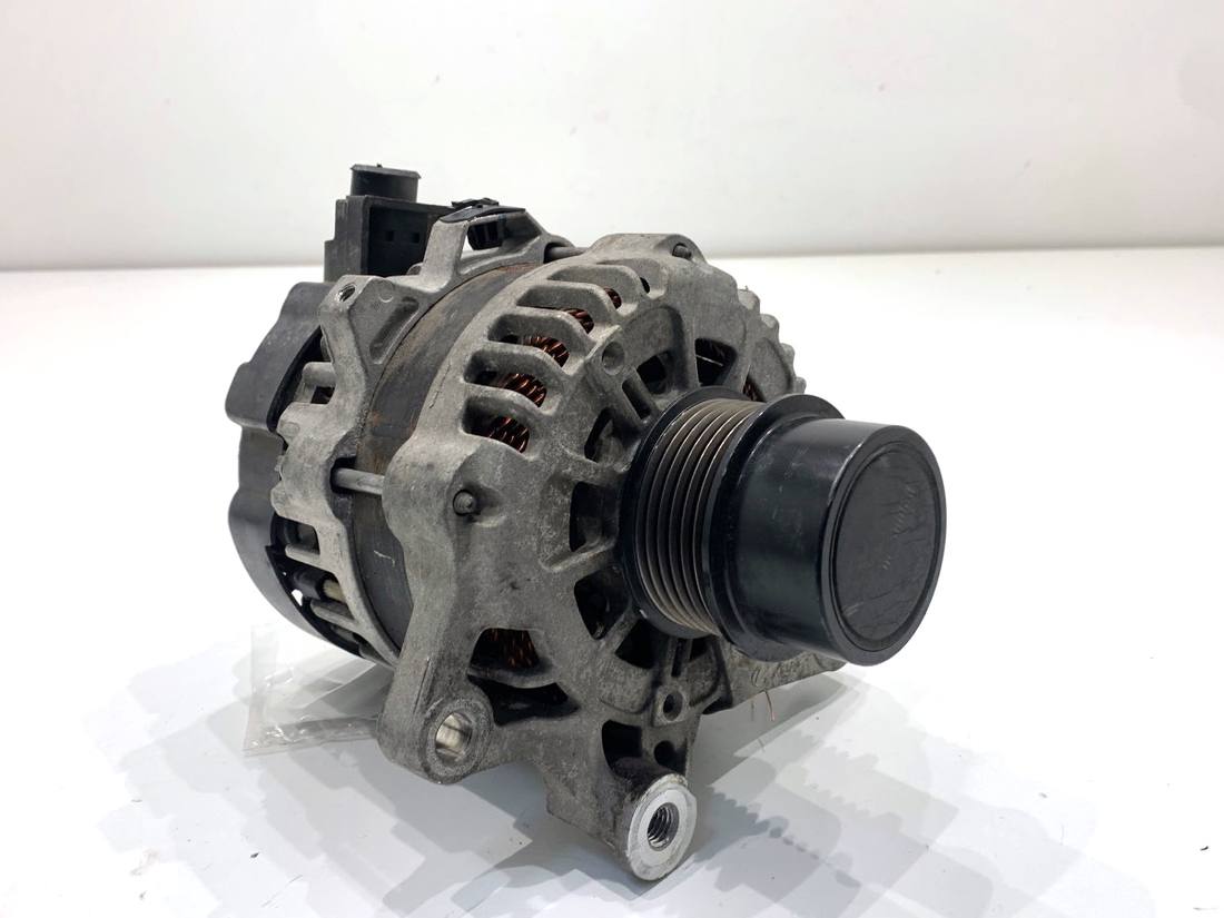 Генератор Kia Ceed 37300-07450