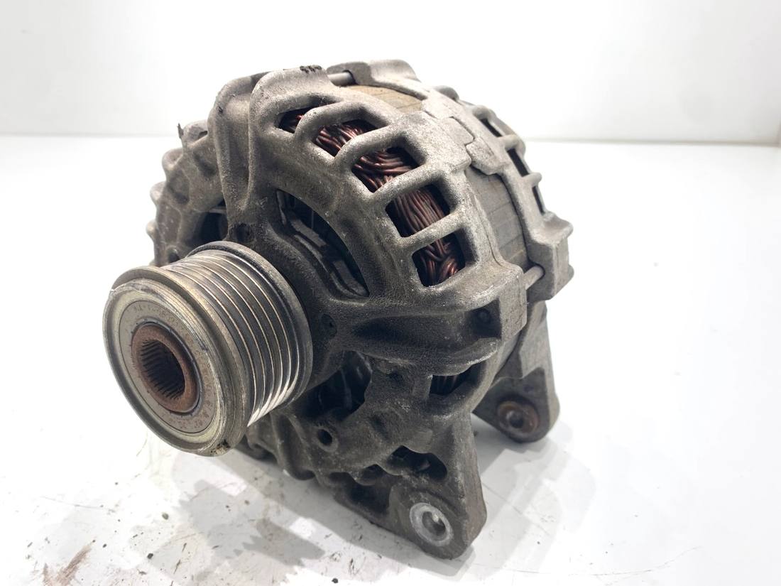 Генератор Renault Megane 4 231004EA0A