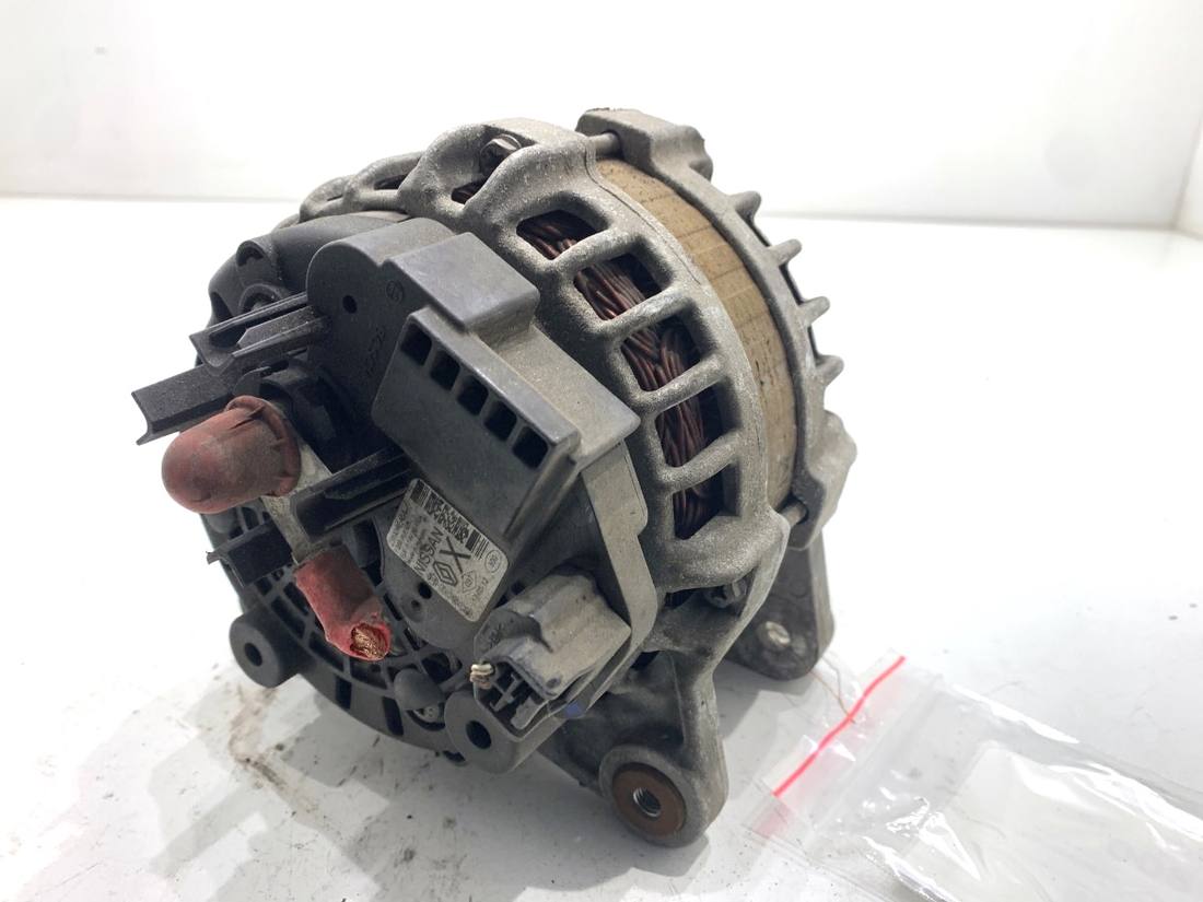 Генератор Renault Megane 4 231004EA0A — фото деталі 2
