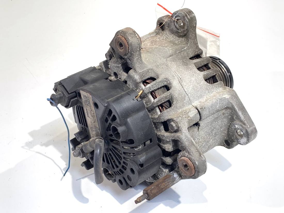 Генератор Skoda Rapid 03L903023J — фото детали 2