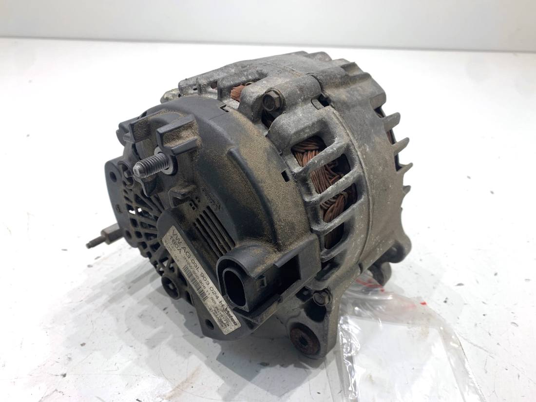 Генератор Volkswagen Crafter 03L903024H — фото детали 2