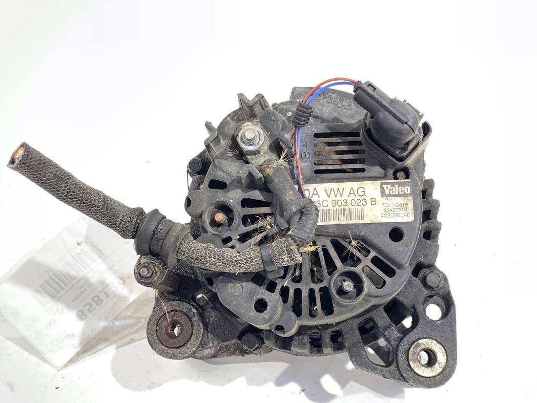 Генератор Volkswagen Touran 03C903023B — фото деталі 3
