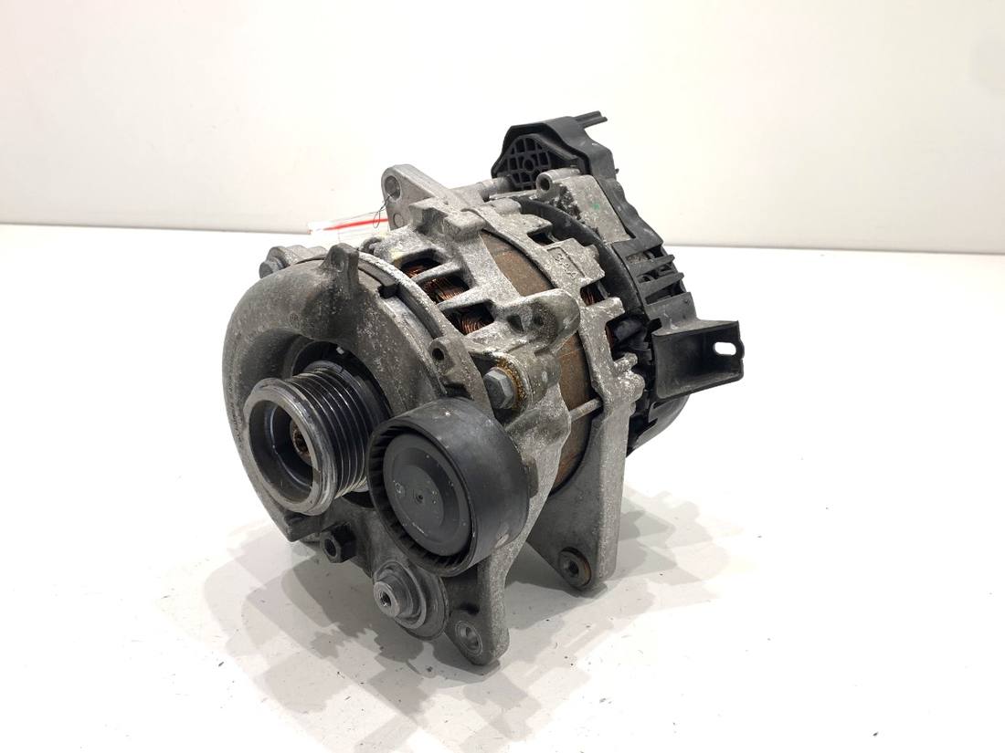 Генератор Nissan Qashqai 2310A8238R
