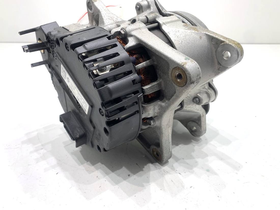Генератор Nissan Qashqai 2310A8238R — фото детали 3
